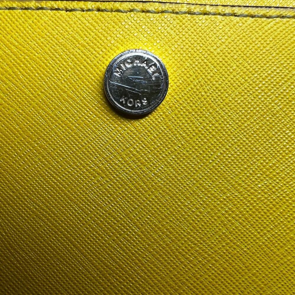 Micheal Kors - Large Zip Around Wristlet - Yellow - Picture 4 of 4